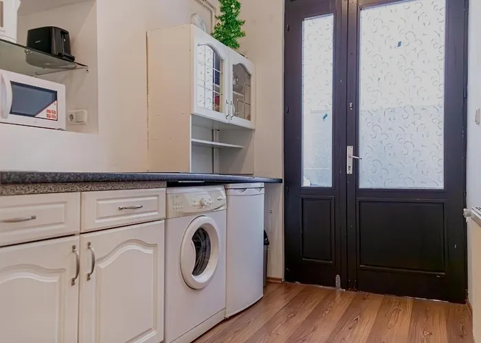 Comfortable 1br In Perfect Location Appartement Wenen
