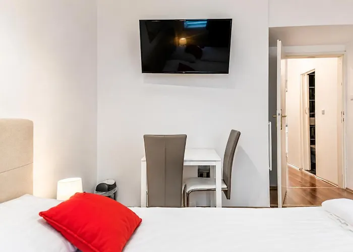 Comfortable 1br In Perfect Location Відень